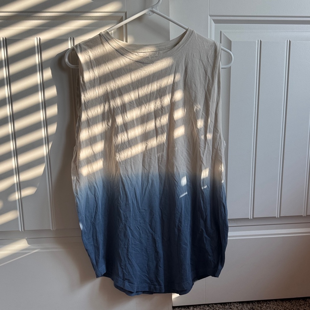 Lululemon Brunswick muscle tank dip dye